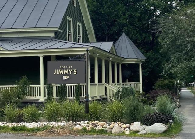 Stay At Jimmy'S Woodstock Exterior photo